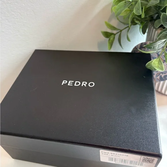 NWOT Pedro Compact Bag - Picture 6 of 7
